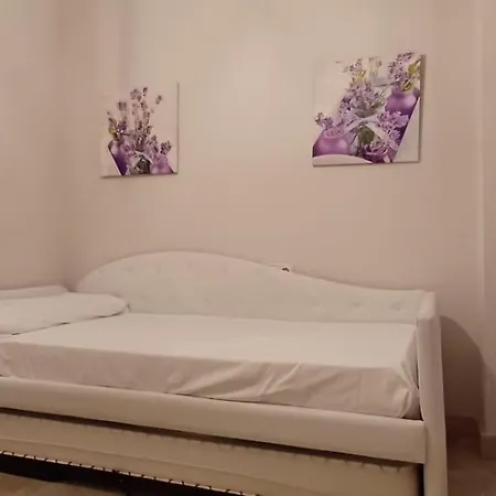 De Tres Muy Espacioso Con Jardines Y Piscinas Hotel apartamentowy Estepona